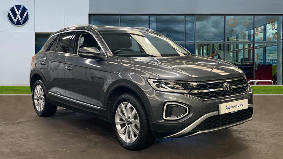 Main listing image - Volkswagen T-Roc
