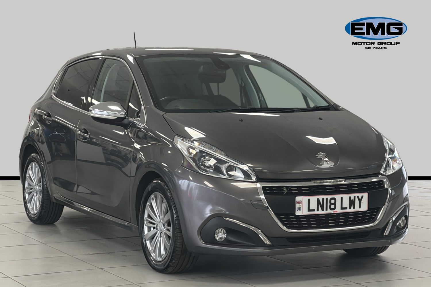 Main listing image - Peugeot 208