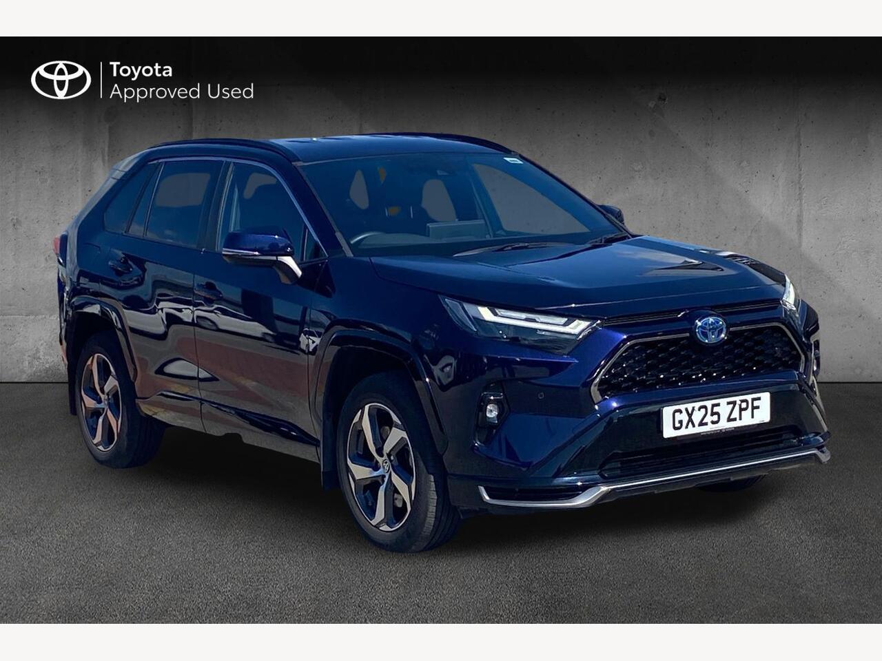 Main listing image - Toyota RAV4
