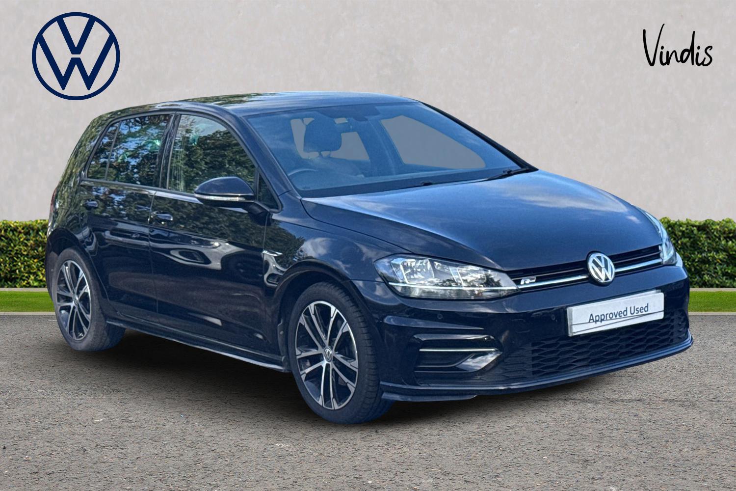 Main listing image - Volkswagen Golf