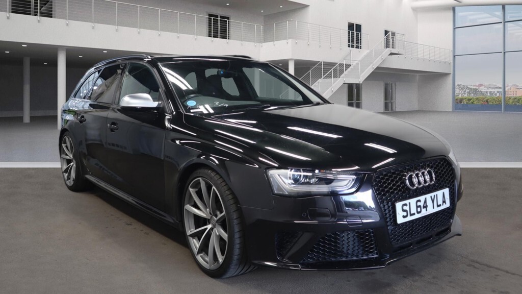 Main listing image - Audi RS4