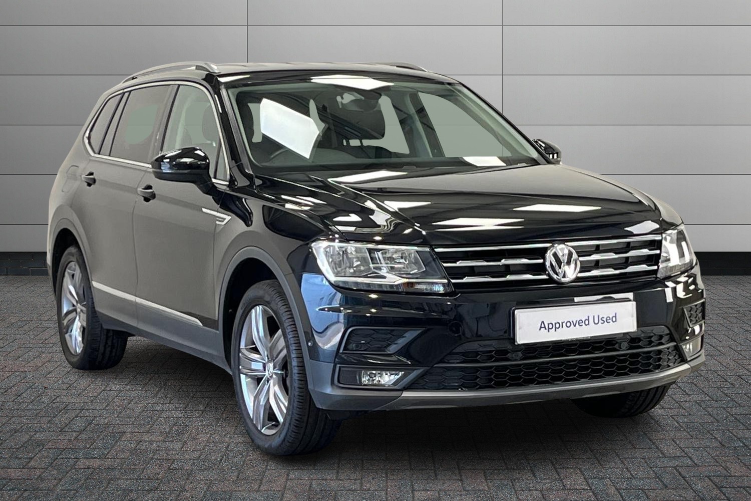 Main listing image - Volkswagen Tiguan Allspace