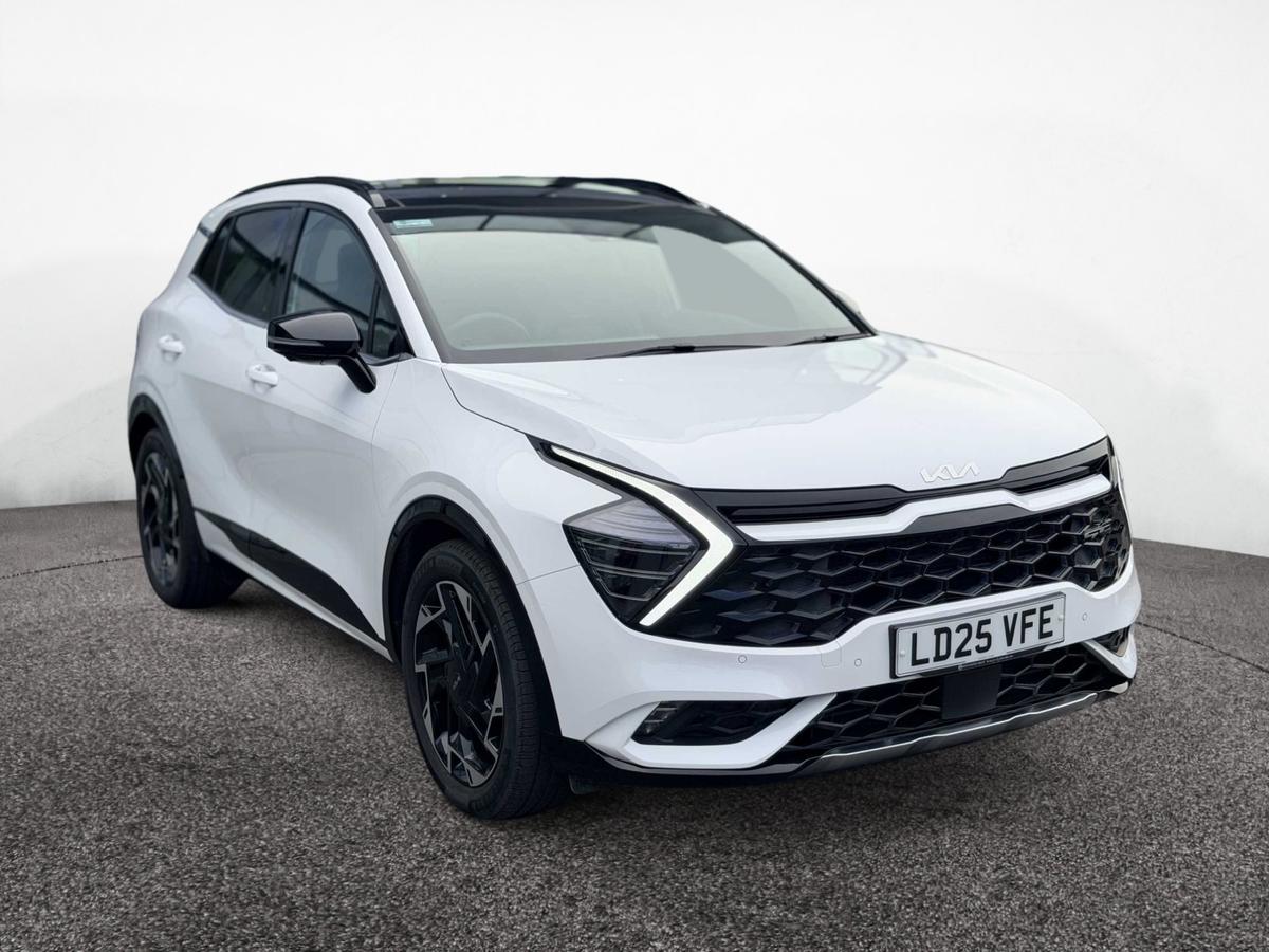 Main listing image - Kia Sportage