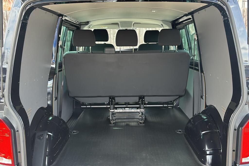 Main listing image - Volkswagen Transporter