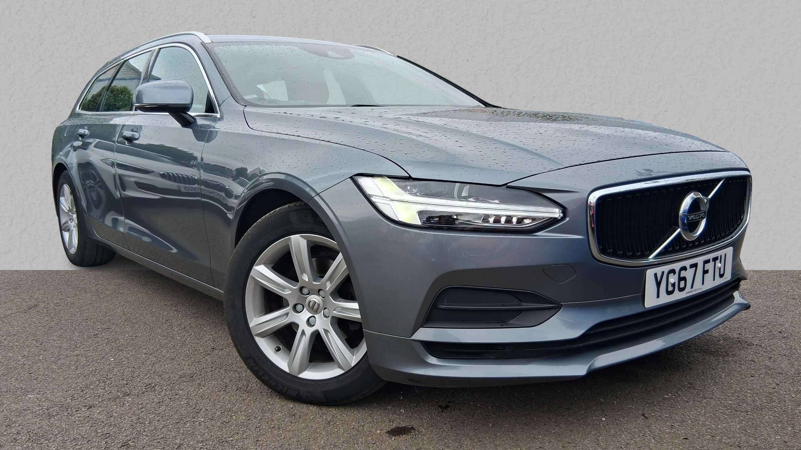 Main listing image - Volvo V90