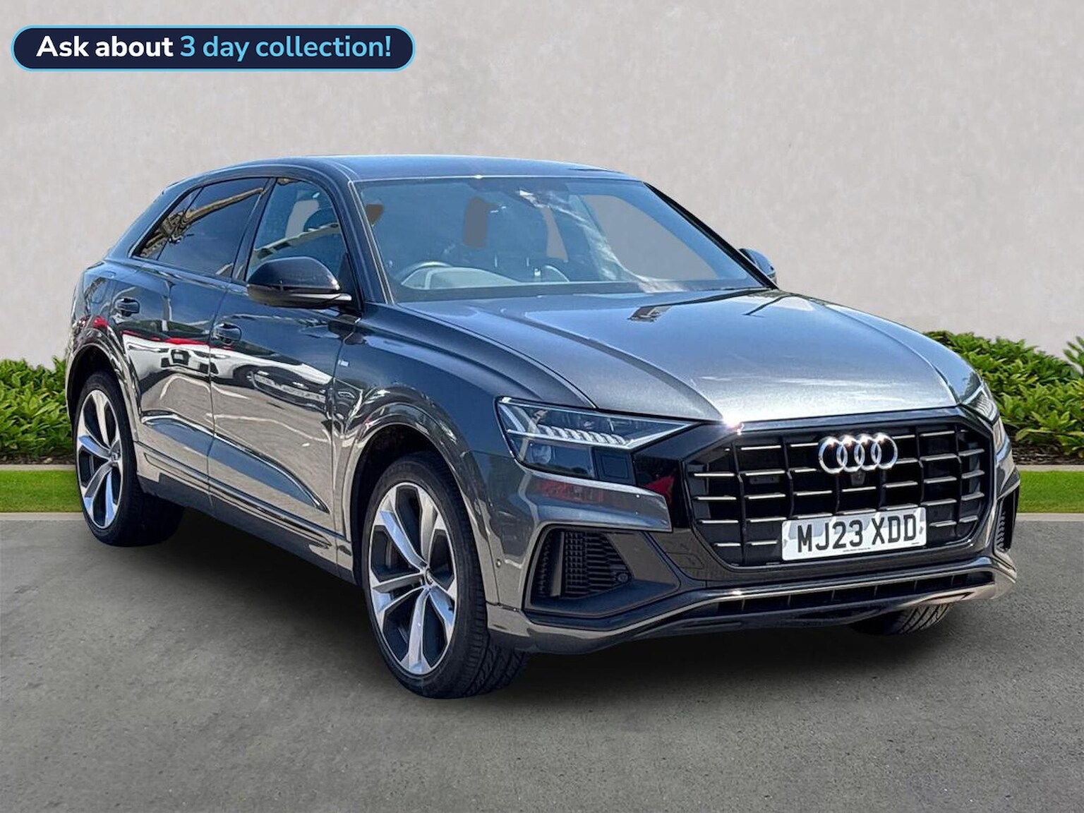 Main listing image - Audi Q8