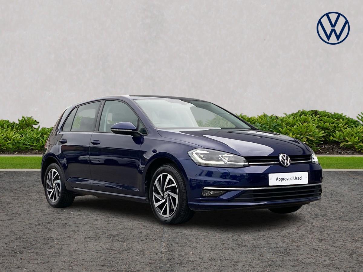 Main listing image - Volkswagen Golf