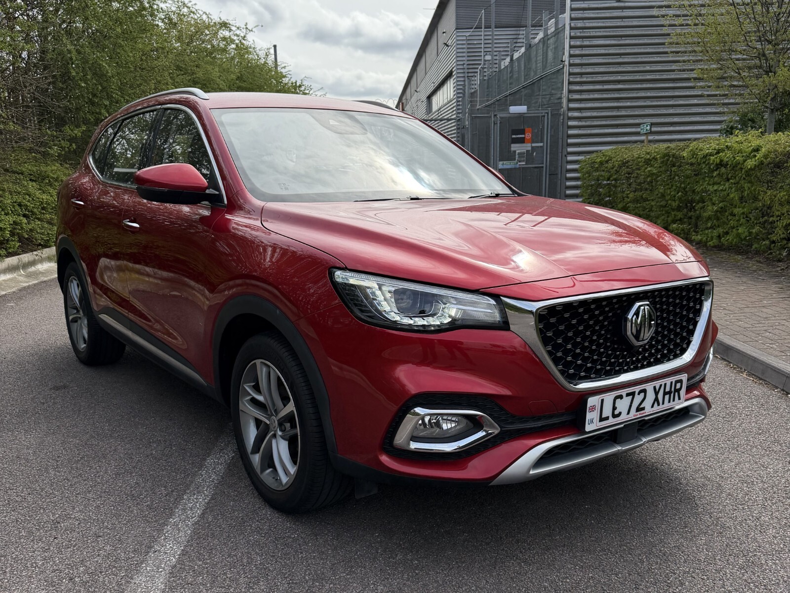 Main listing image - MG HS