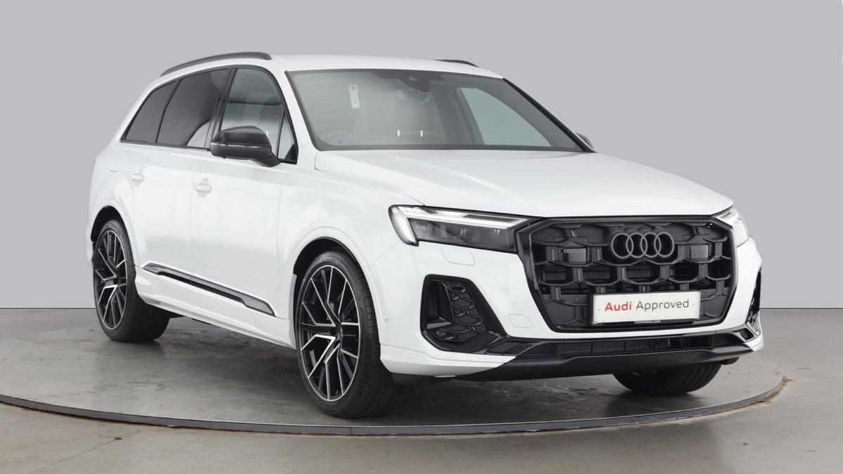 Main listing image - Audi Q7