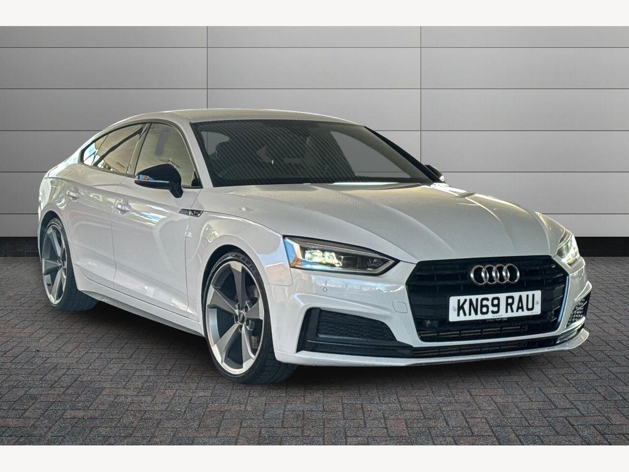 Main listing image - Audi A5