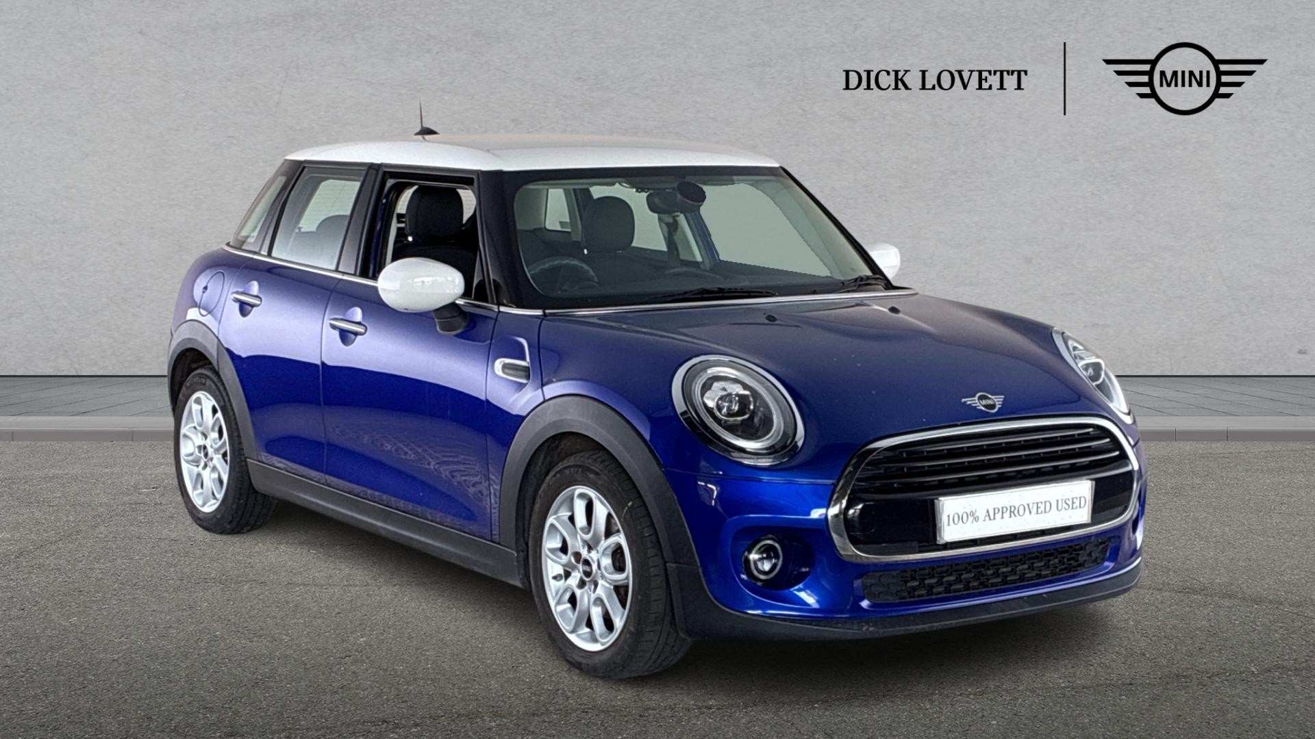 Main listing image - MINI Hatchback