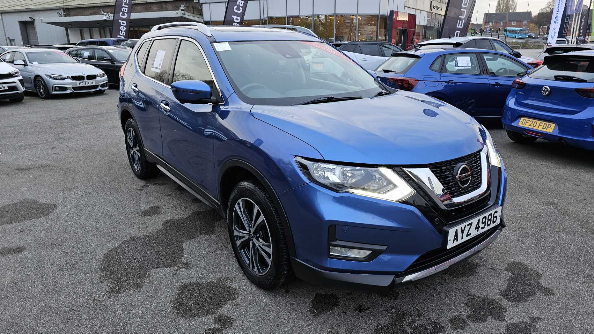 Main listing image - Nissan X-Trail