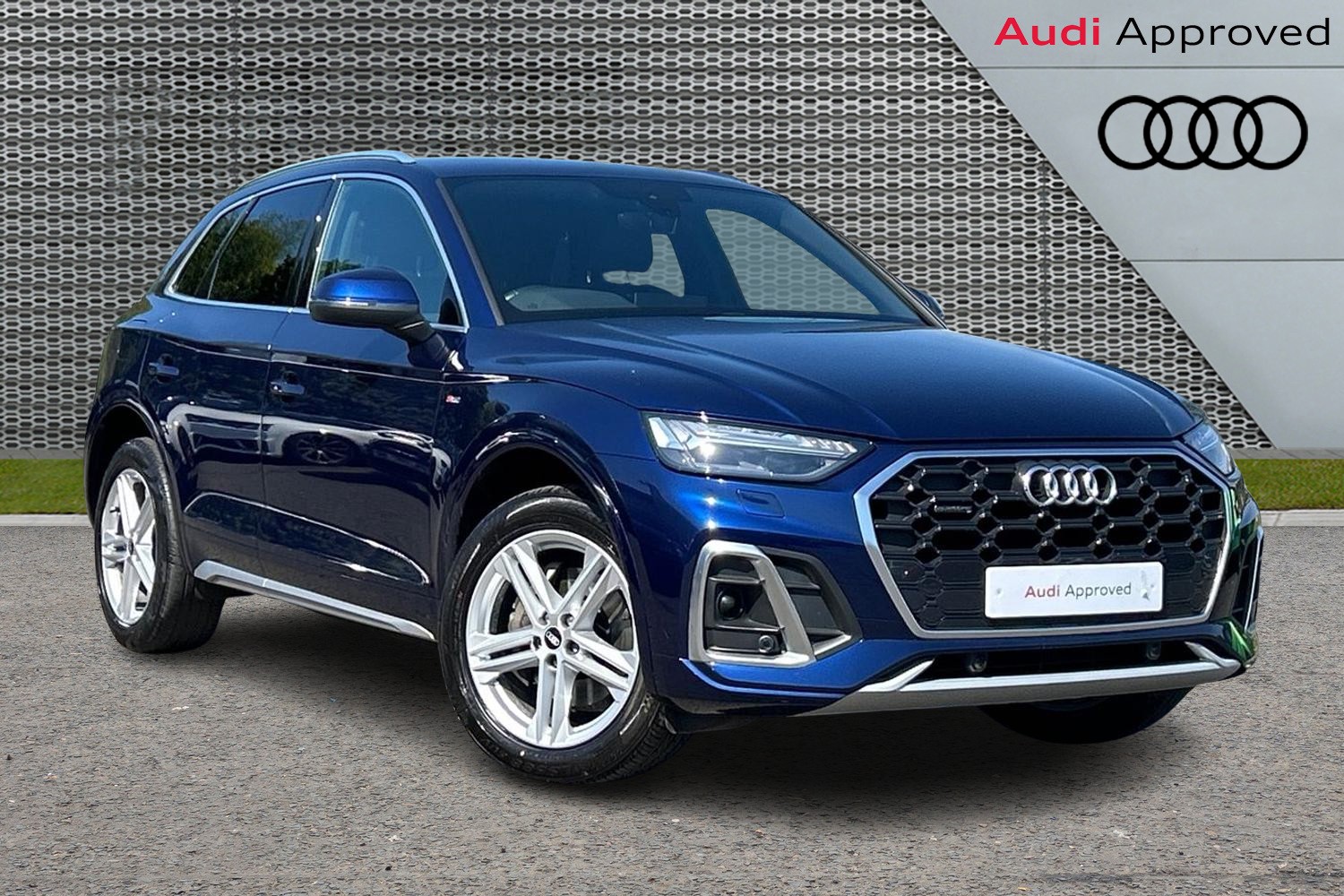 Main listing image - Audi Q5