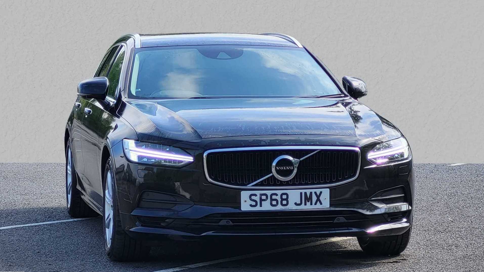 Main listing image - Volvo V90