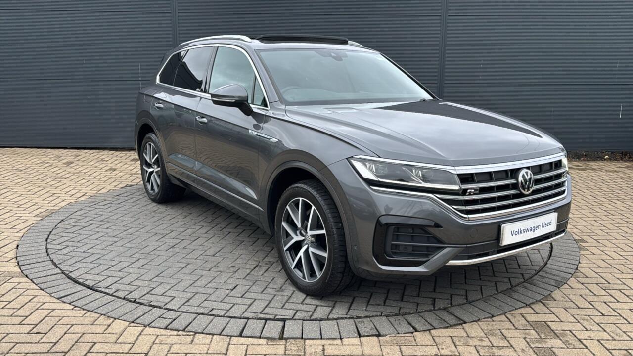 Main listing image - Volkswagen Touareg