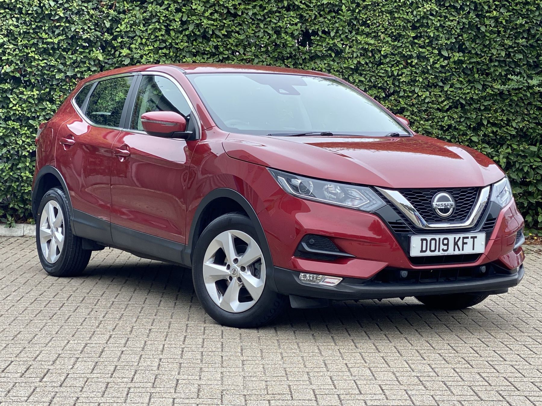 Main listing image - Nissan Qashqai