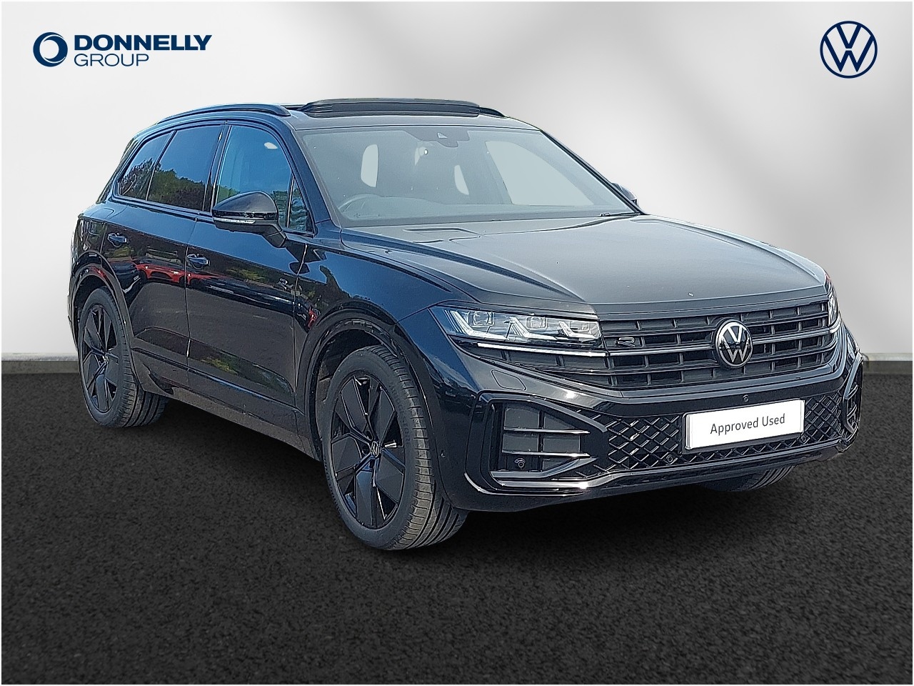 Main listing image - Volkswagen Touareg