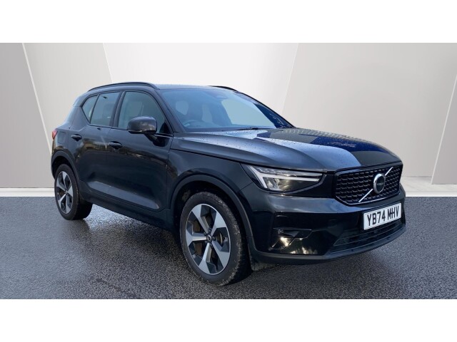 Main listing image - Volvo XC40