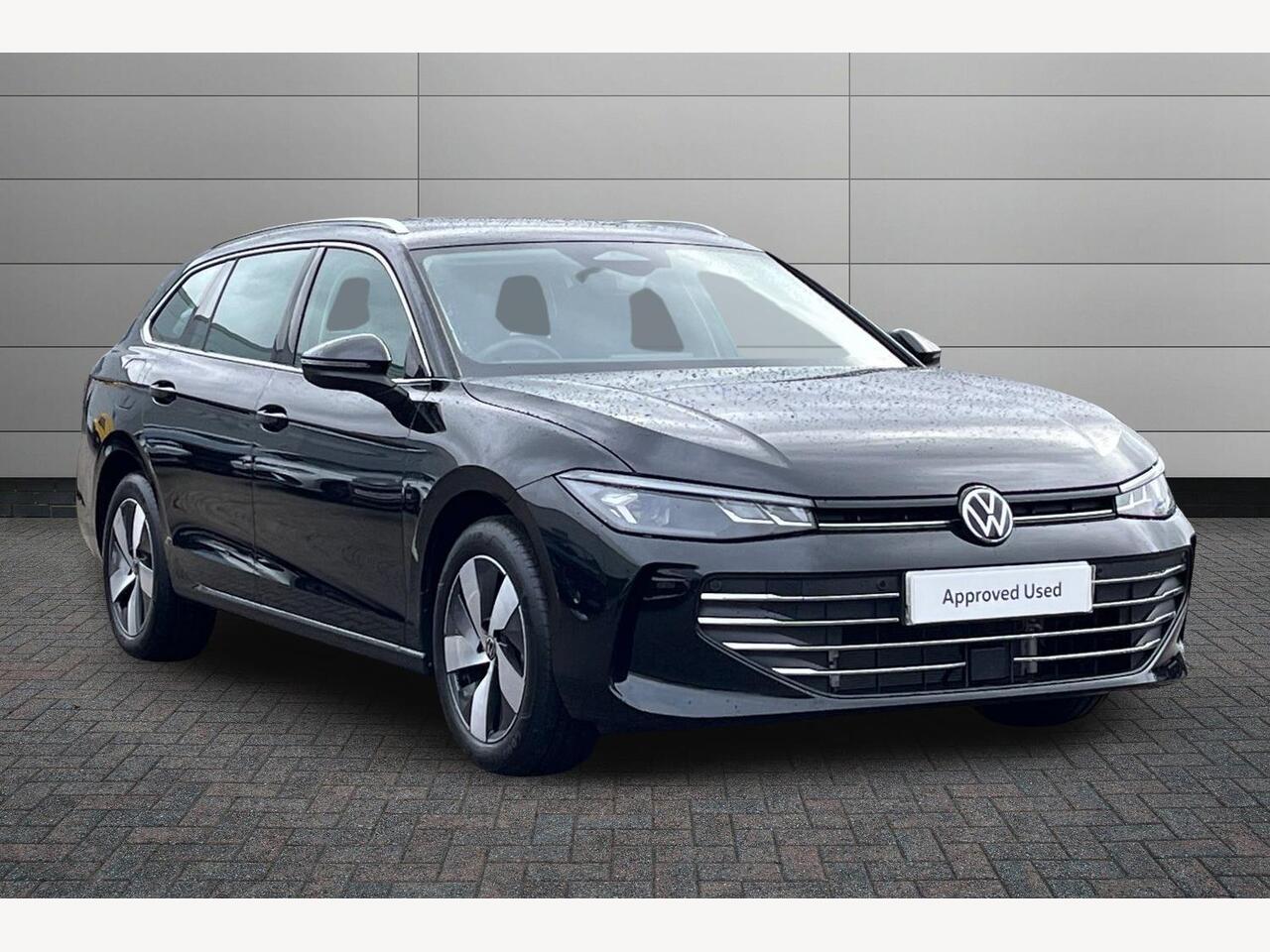Main listing image - Volkswagen Passat Estate