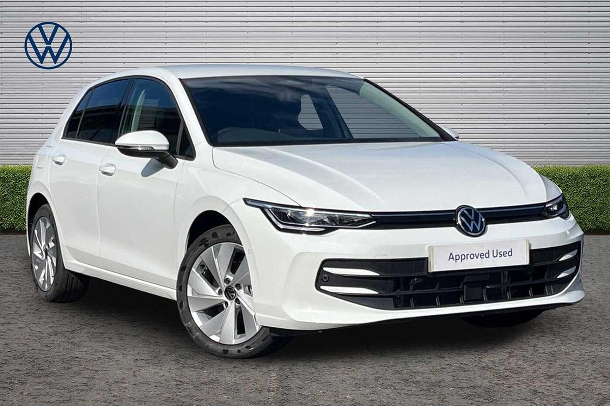 Main listing image - Volkswagen Golf