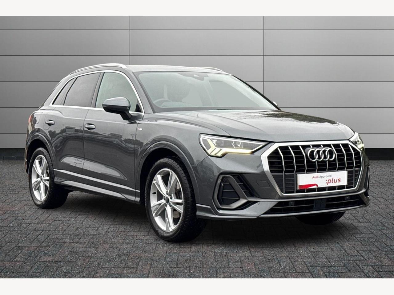 Main listing image - Audi Q3