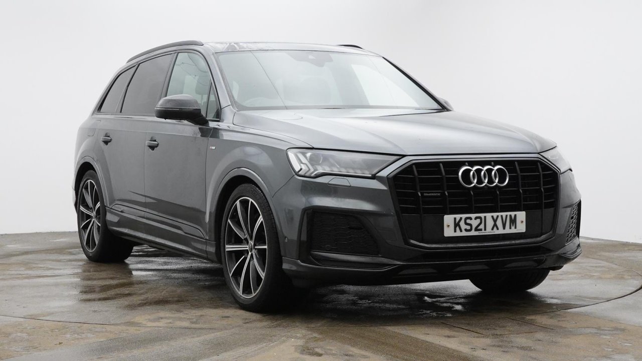 Main listing image - Audi Q7