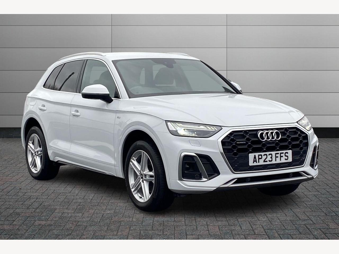 Main listing image - Audi Q5