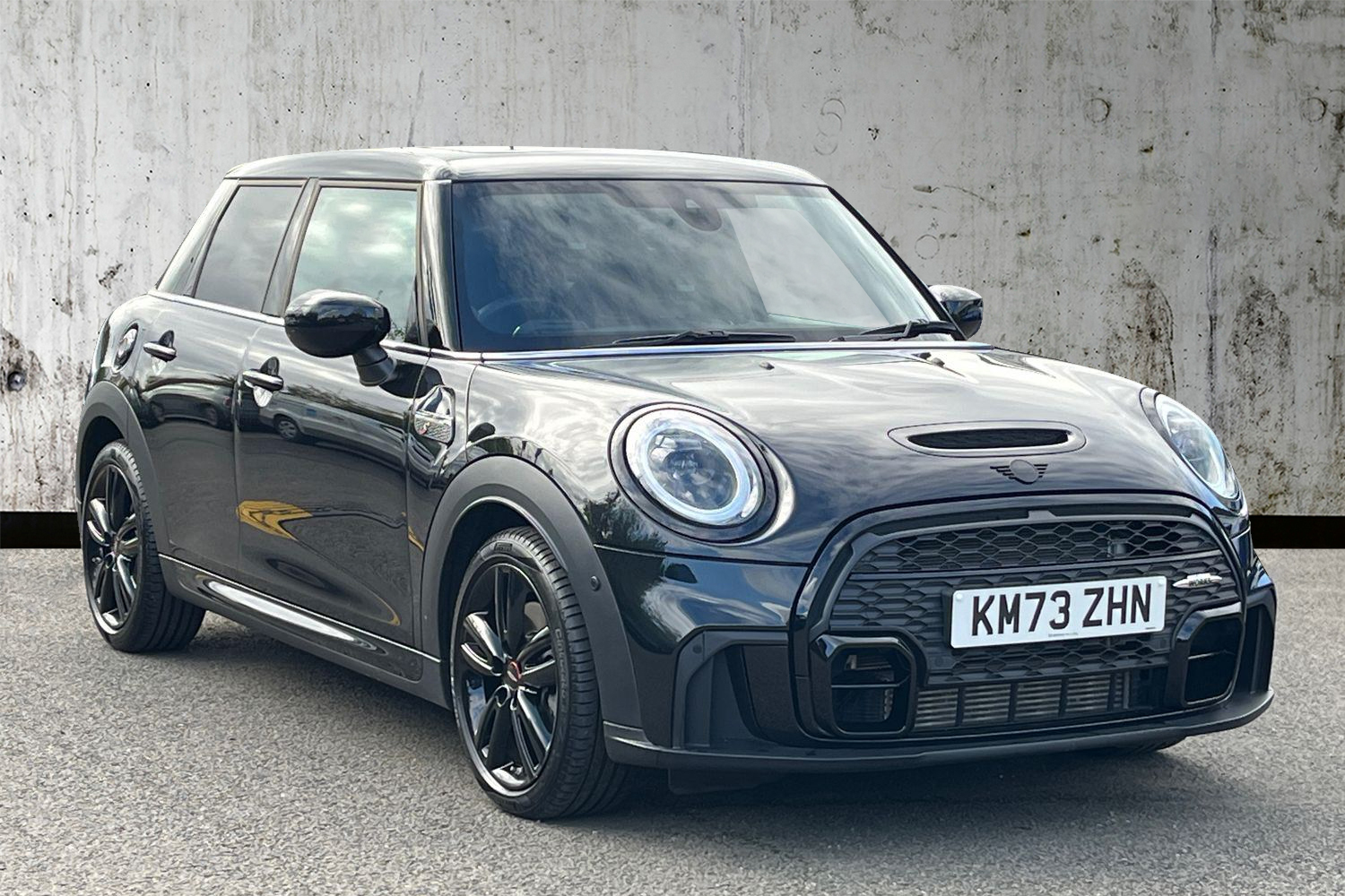 Main listing image - MINI Hatchback 5dr