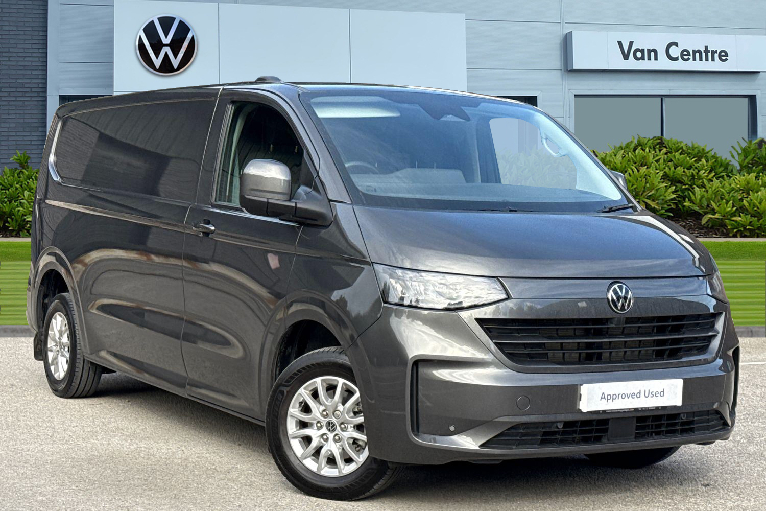 Main listing image - Volkswagen Transporter
