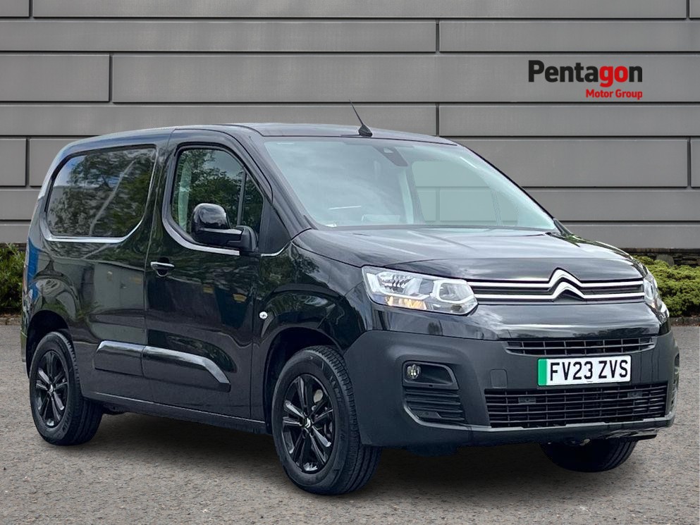 Main listing image - Citroen e-Berlingo