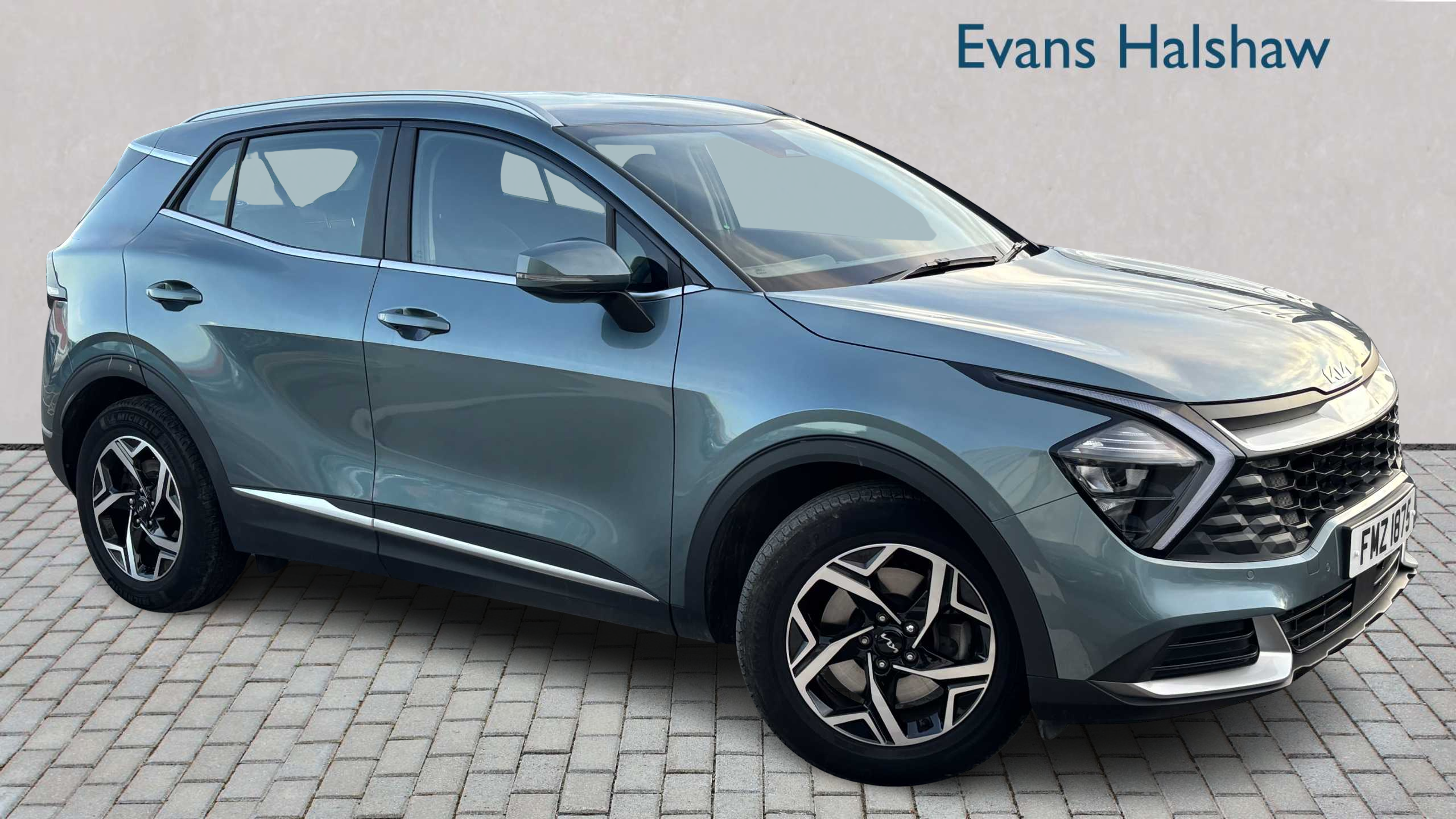 Main listing image - Kia Sportage