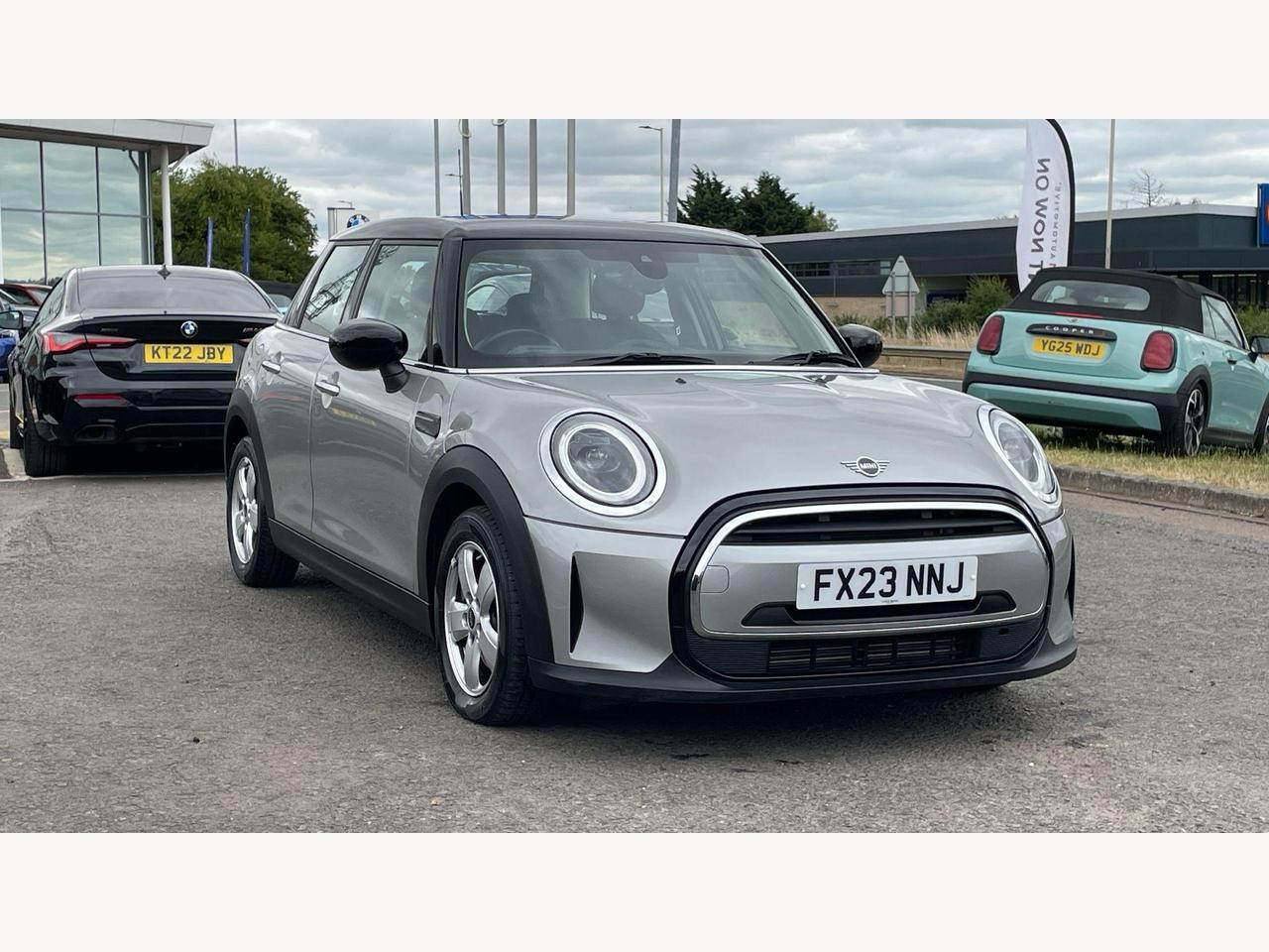 Main listing image - MINI Hatchback 5dr