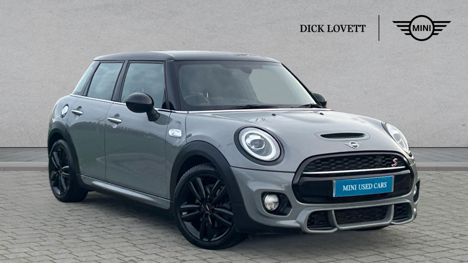 Main listing image - MINI Hatchback 5dr