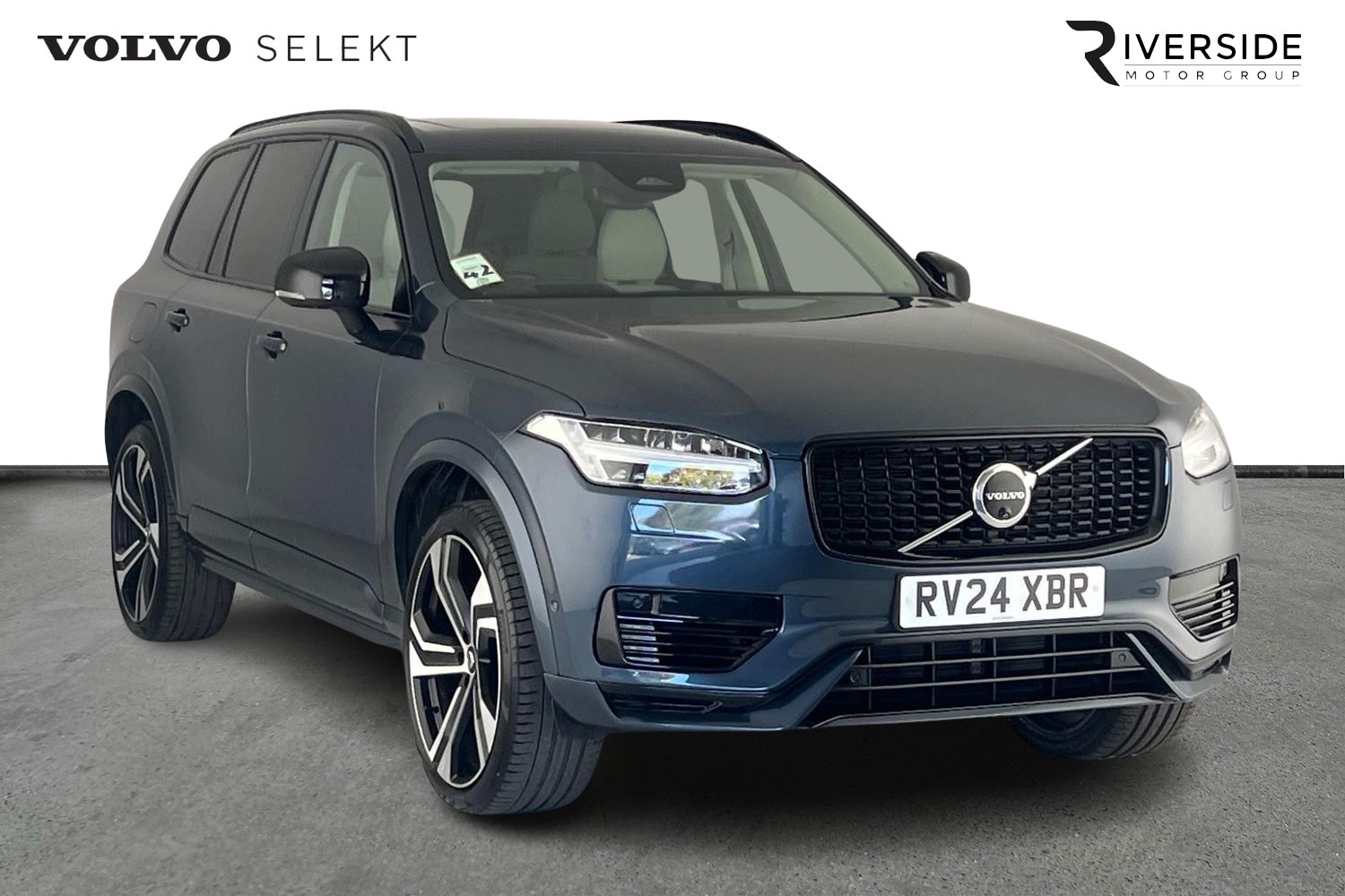 Main listing image - Volvo XC90