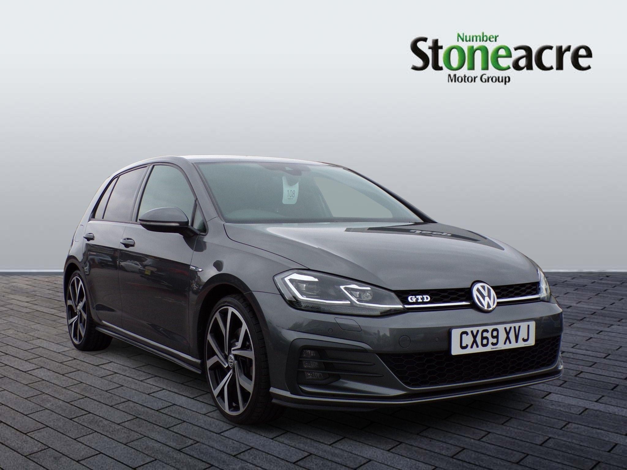 Main listing image - Volkswagen Golf