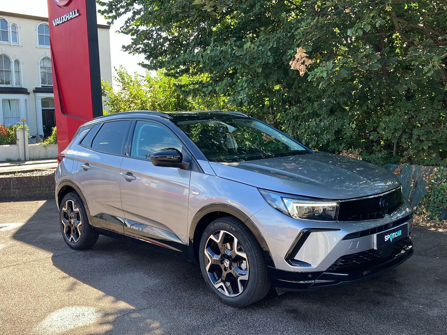 Main listing image - Vauxhall Grandland