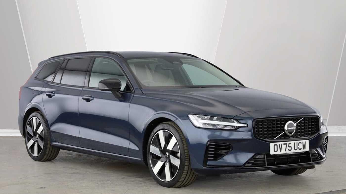 Main listing image - Volvo V60