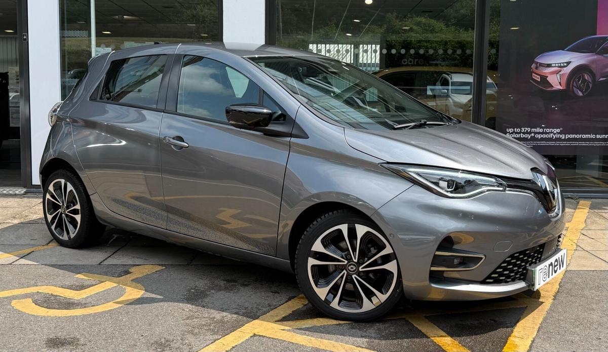 Main listing image - Renault Zoe