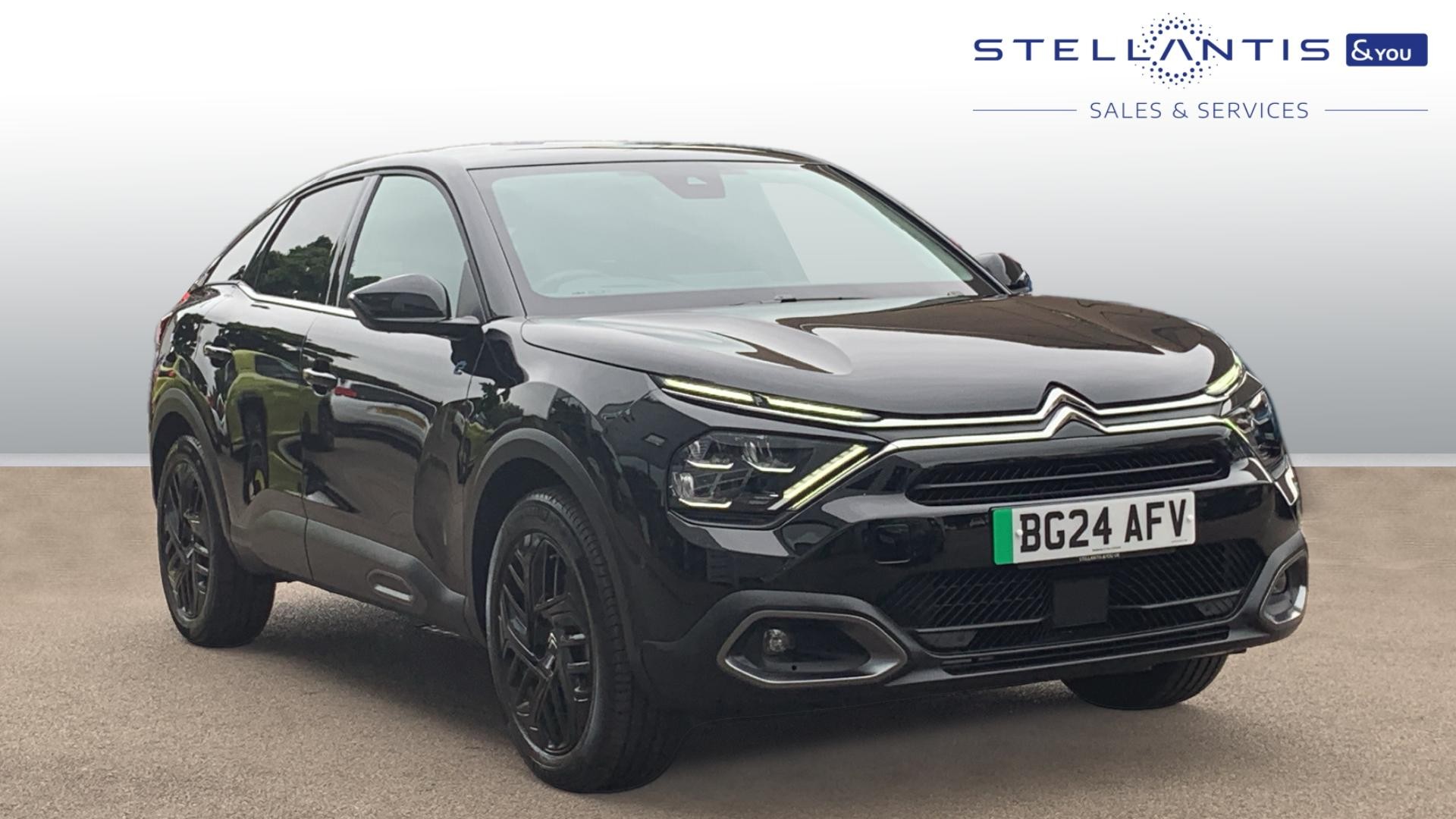 Main listing image - Citroen C4