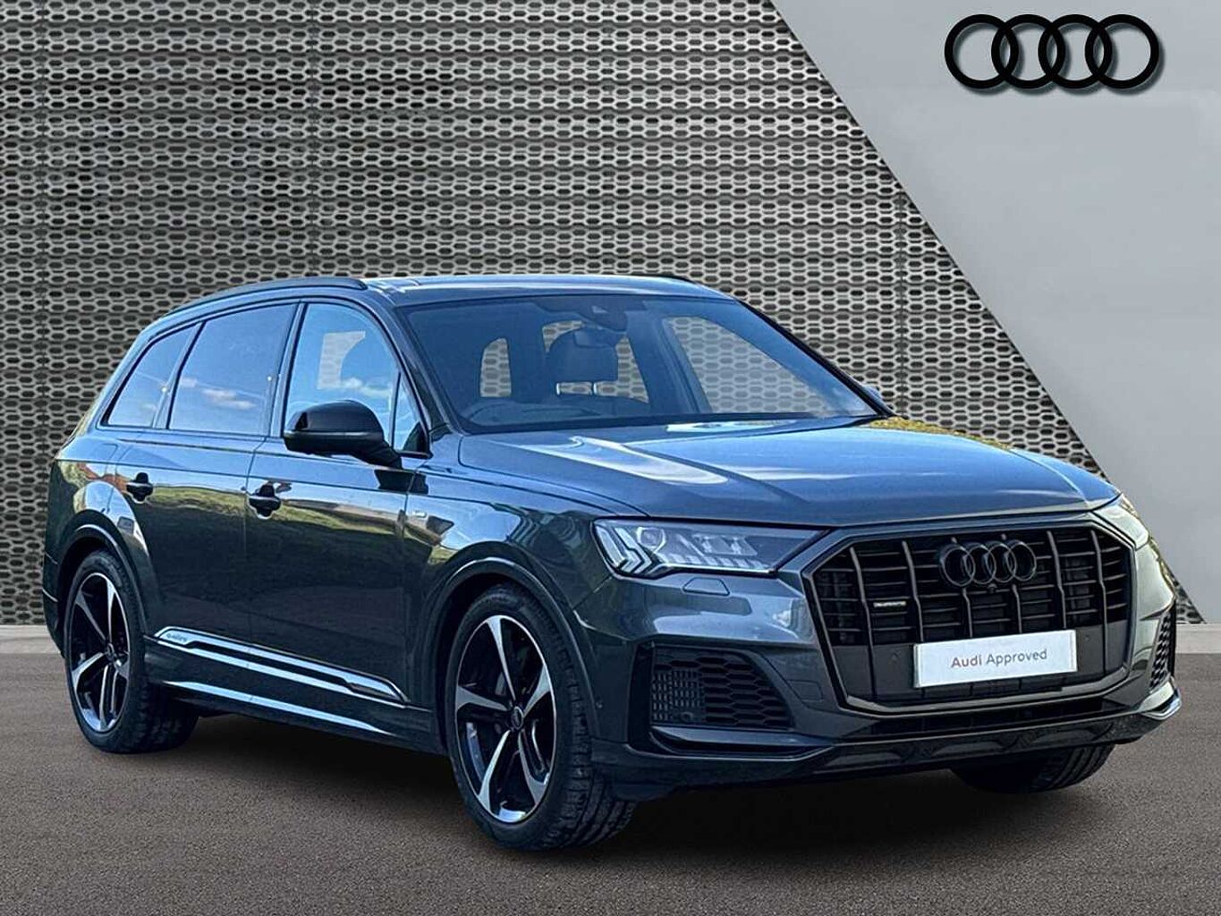 Main listing image - Audi Q7