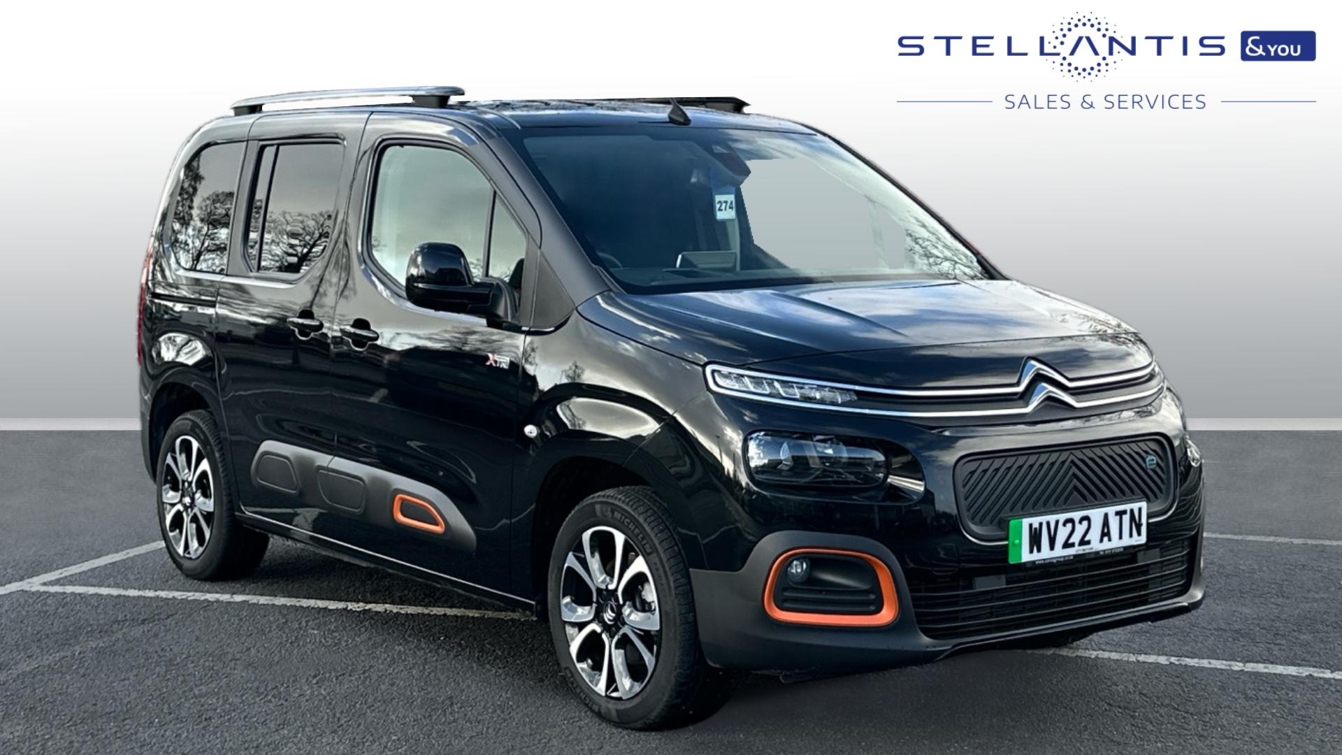 Main listing image - Citroen e-Berlingo