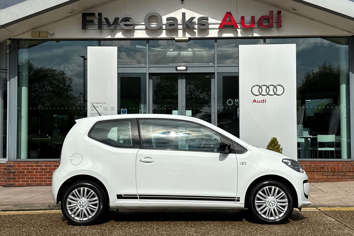Main listing image - Volkswagen Up