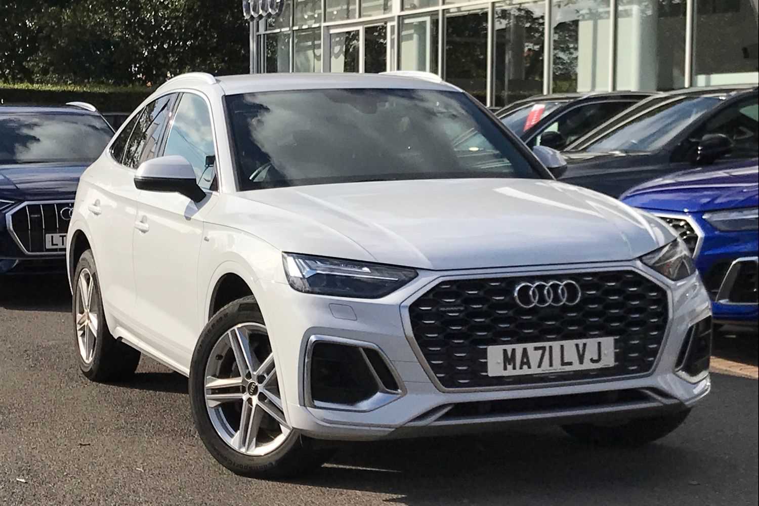 Main listing image - Audi Q5 Sportback