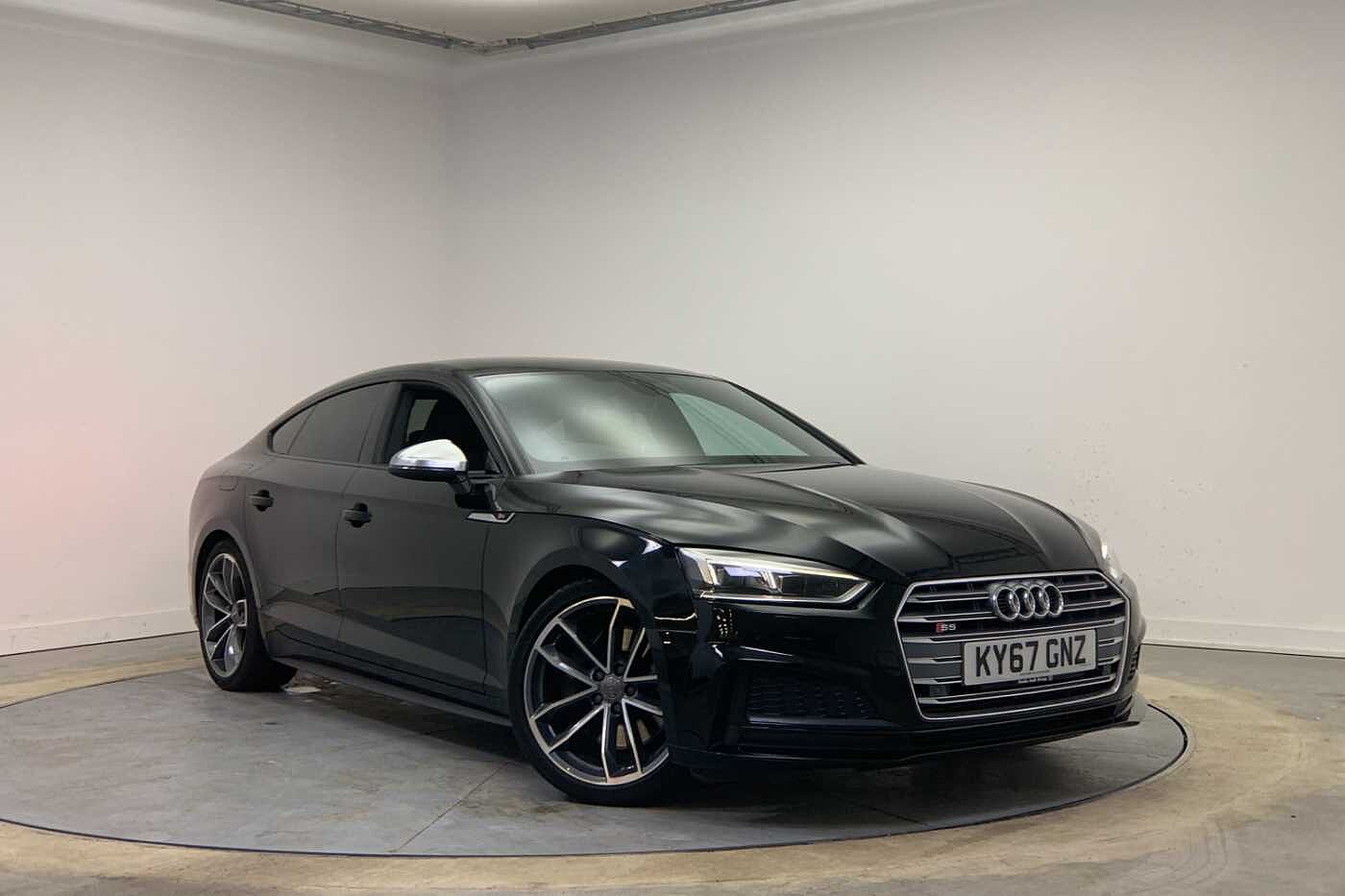 Main listing image - Audi S5