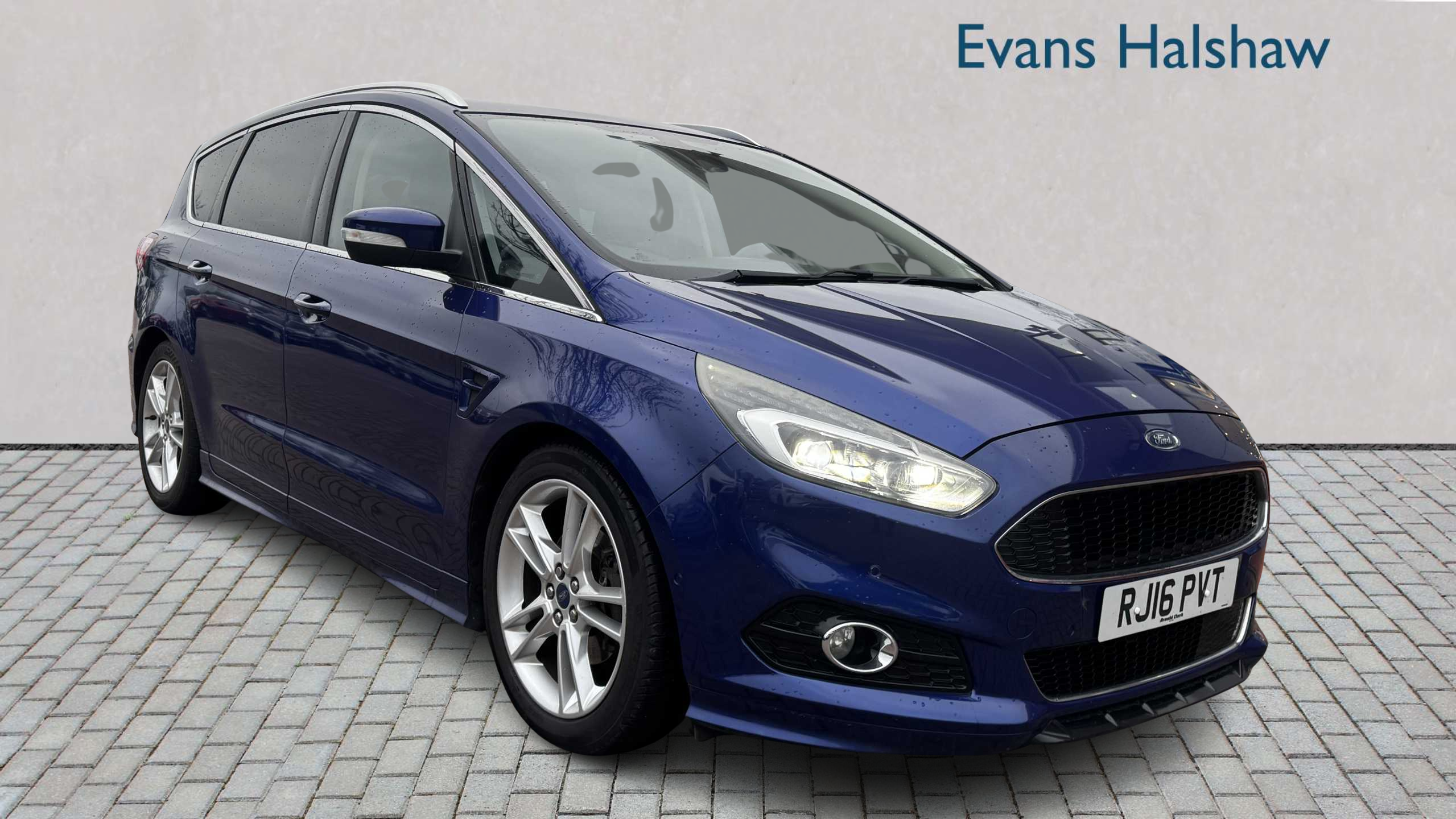 Main listing image - Ford S-MAX