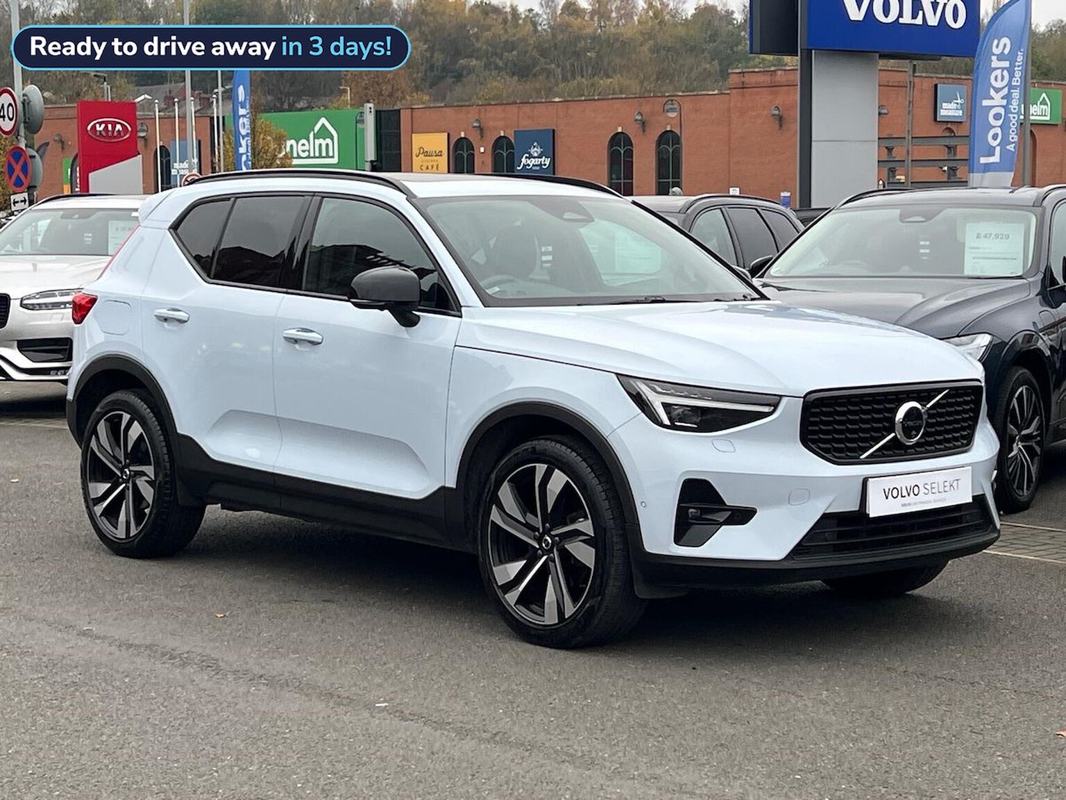 Main listing image - Volvo XC40