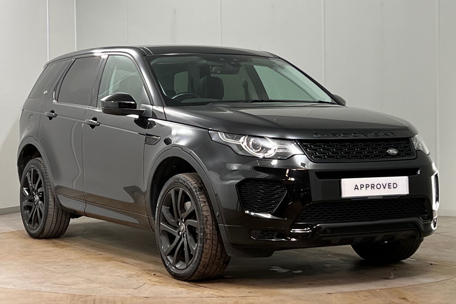 Main listing image - Land Rover Discovery Sport