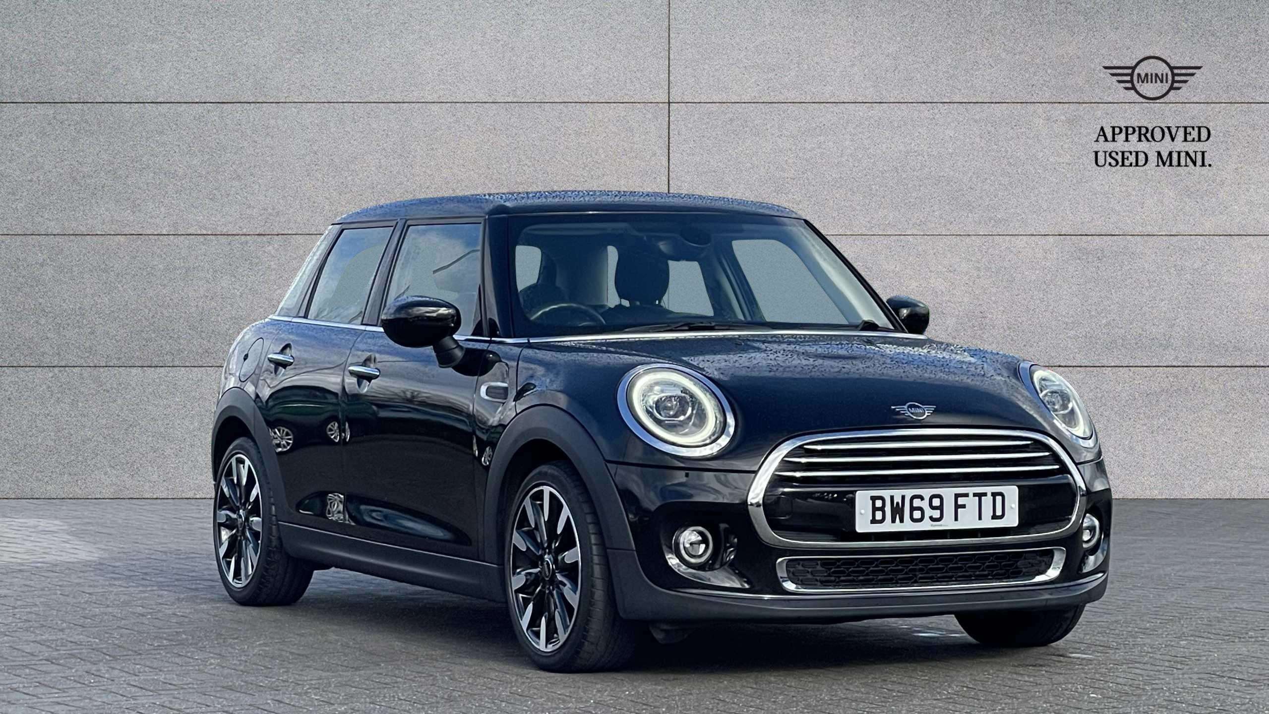 Main listing image - MINI Hatchback 5dr