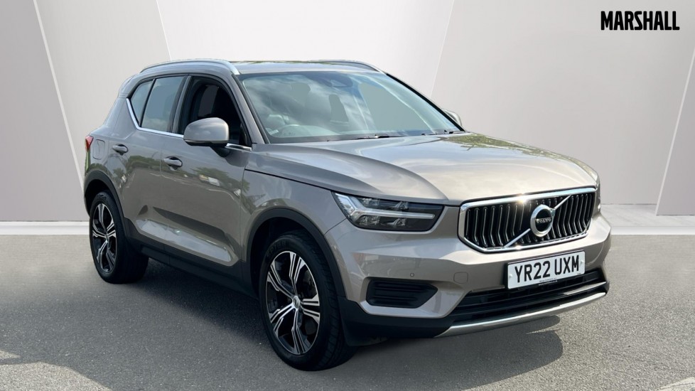 Main listing image - Volvo XC40 Recharge