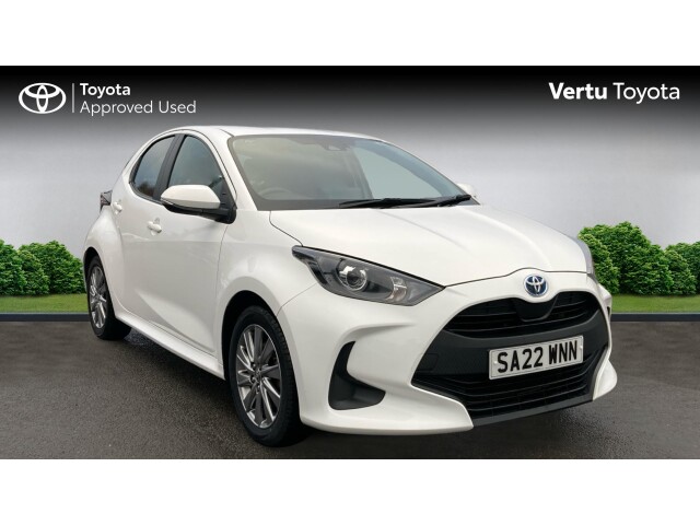 Main listing image - Toyota Yaris